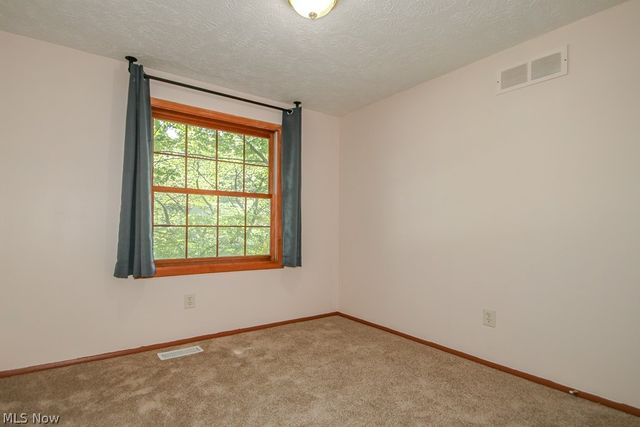 615 Trailwood Drive, Painesville, OH 44077