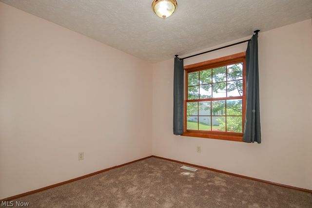 615 Trailwood Drive, Painesville, OH 44077