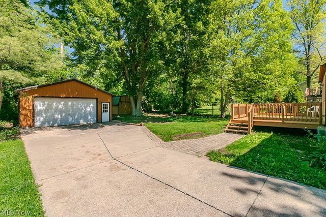 615 Trailwood Drive, Painesville, OH 44077
