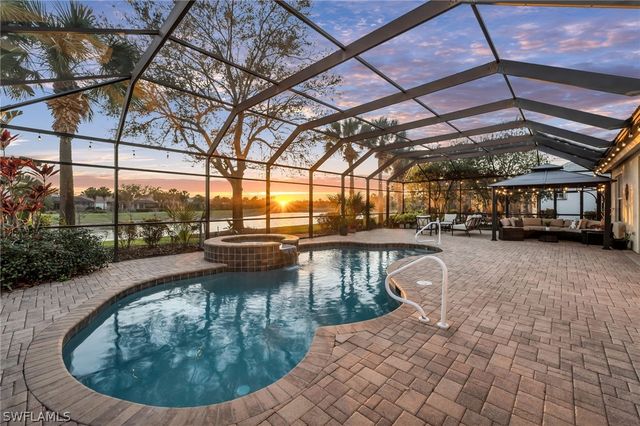 12080 Wicklow LN, Naples, FL 34120