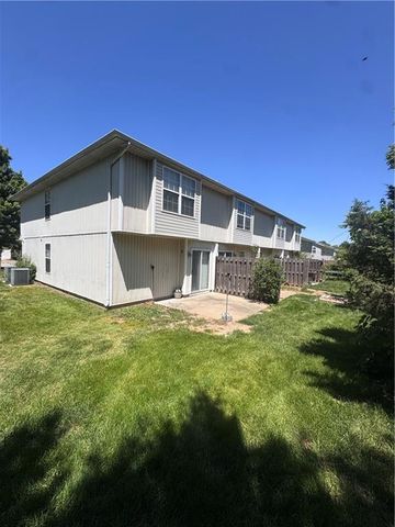 2929 S Harvard Avenue, Independence, MO 64052
