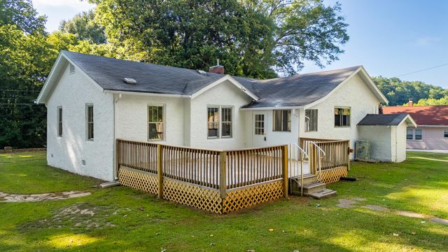 11387 Spring Street, Soddy Daisy, TN 37379