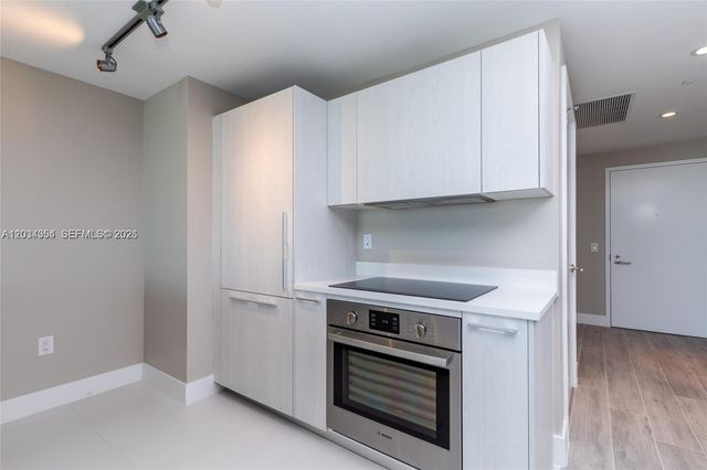 501 NE 31st Street 3910, Miami, FL 33137