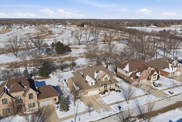 12674 Waterford Drive, Lemont, IL 60439