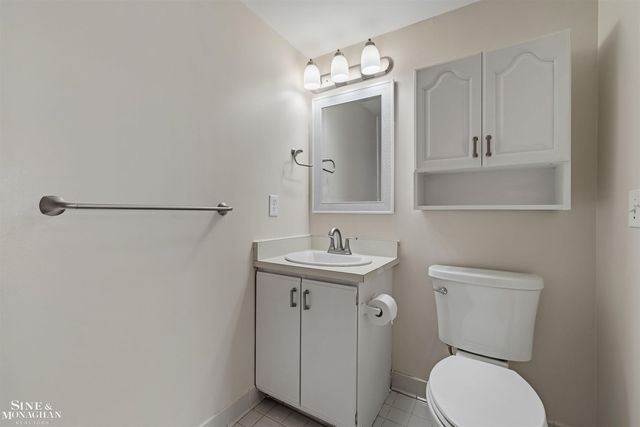 936 Country Club Drive, Saint Clair Shores, MI 48082
