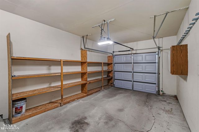 936 Country Club Drive, Saint Clair Shores, MI 48082