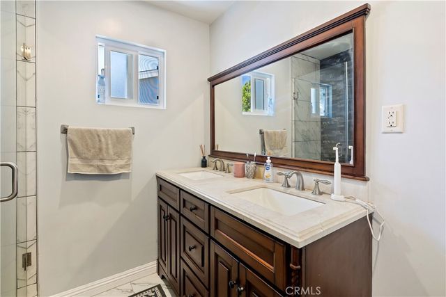 22248 Leadwell, Los Angeles, CA 91303