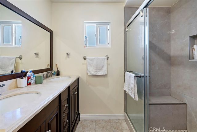 22248 Leadwell, Los Angeles, CA 91303