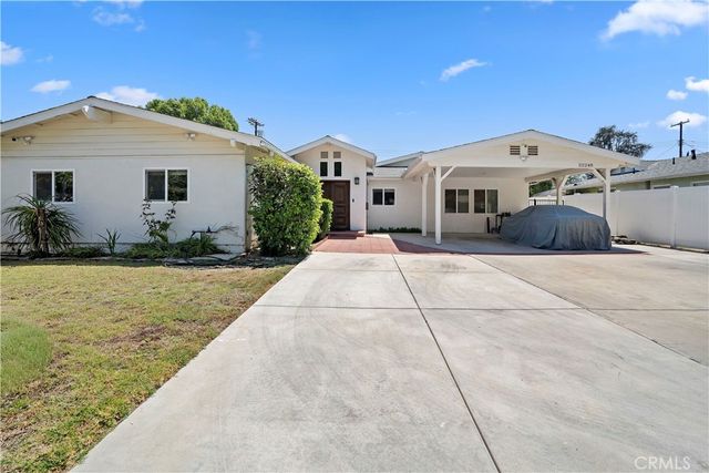 22248 Leadwell, Los Angeles, CA 91303