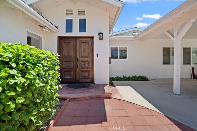 22248 Leadwell, Los Angeles, CA 91303
