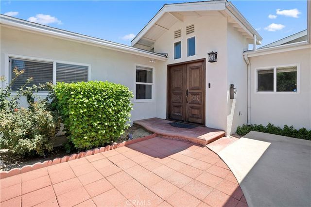 22248 Leadwell, Los Angeles, CA 91303