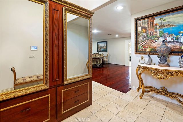 22248 Leadwell, Los Angeles, CA 91303