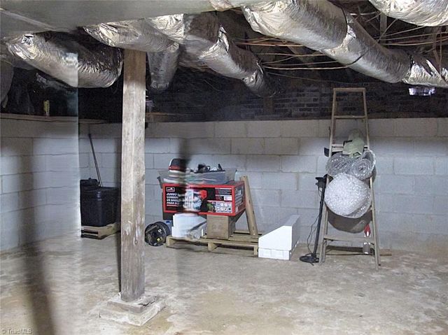 2931 Bon Air Avenue, Winston-salem, NC 27105