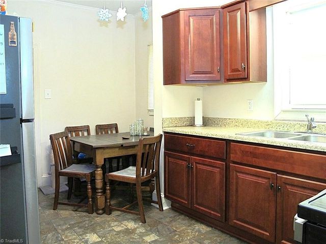 2931 Bon Air Avenue, Winston-salem, NC 27105