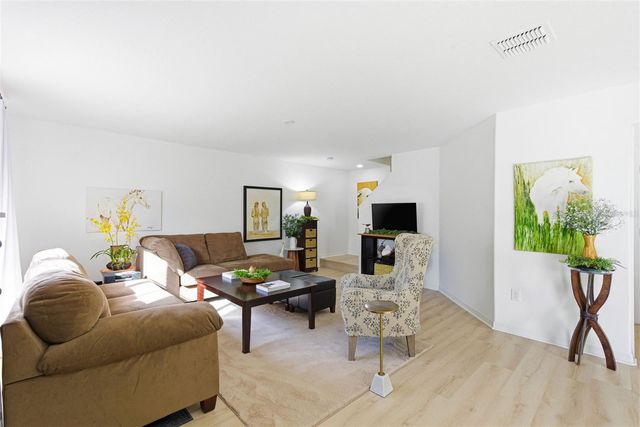 6246 TIMBERLY LANE, Zephyrhills, FL 33542