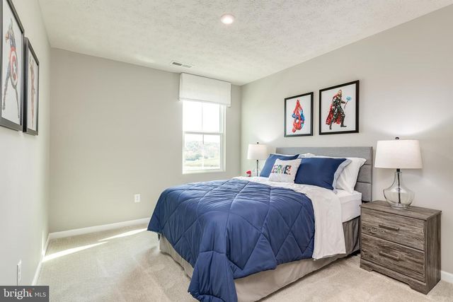 1852E MUTUAL DR, Inwood, WV 25428