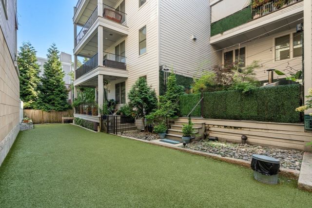 621 East First Street A4, Boston, MA 02127