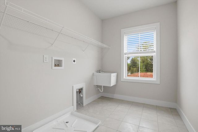 12 FOXTAIL CT, Collegeville, PA 19426