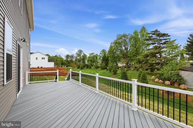 12 FOXTAIL CT, Collegeville, PA 19426