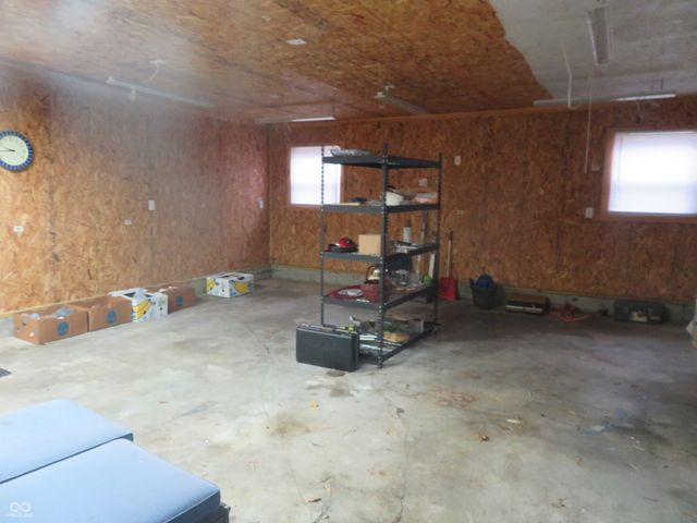 18 S Lotus Street, Orestes, IN 46063