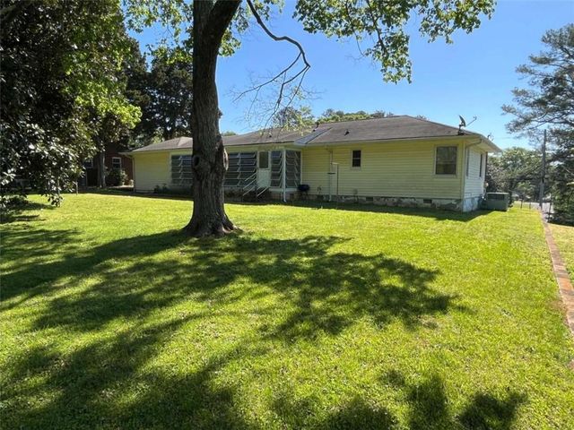 7 Hillcrest Avenue NE, Rome, GA 30161