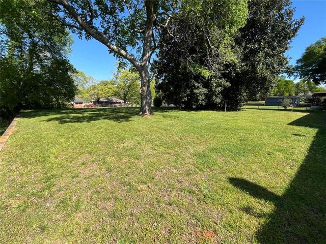 7 Hillcrest Avenue NE, Rome, GA 30161