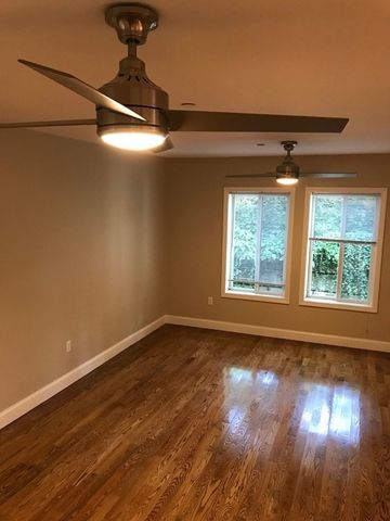 1522 V.F.W. Parkway 204, Boston, MA 02132