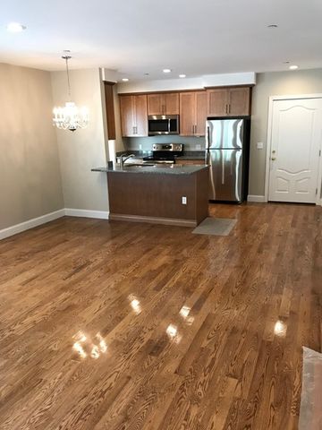 1522 V.F.W. Parkway 204, Boston, MA 02132