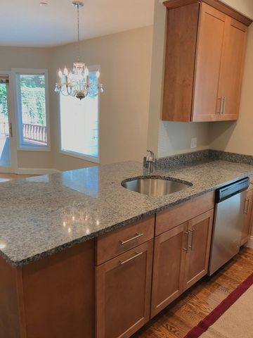 1522 V.F.W. Parkway 204, Boston, MA 02132