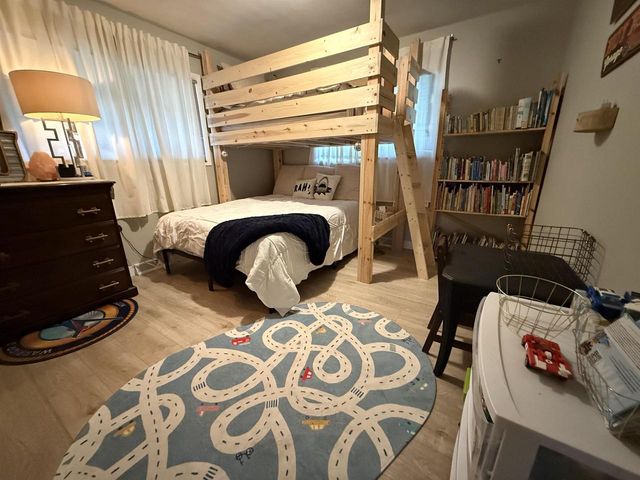 512 S 11th Avenue, Onalaska, WI 54650