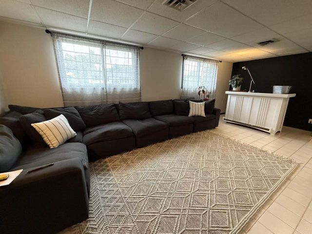 512 S 11th Avenue, Onalaska, WI 54650