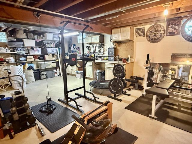 512 S 11th Avenue, Onalaska, WI 54650