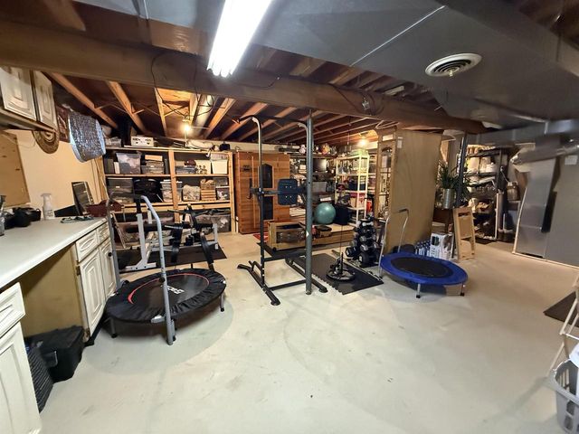 512 S 11th Avenue, Onalaska, WI 54650