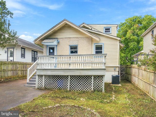 304 WOODLAWN TER, Collingswood, NJ 08108