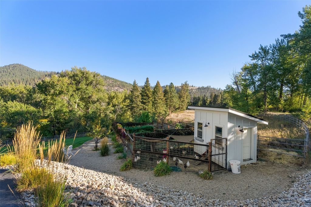 8350 Vann Drive, Lolo, MT 59847 photo 23
