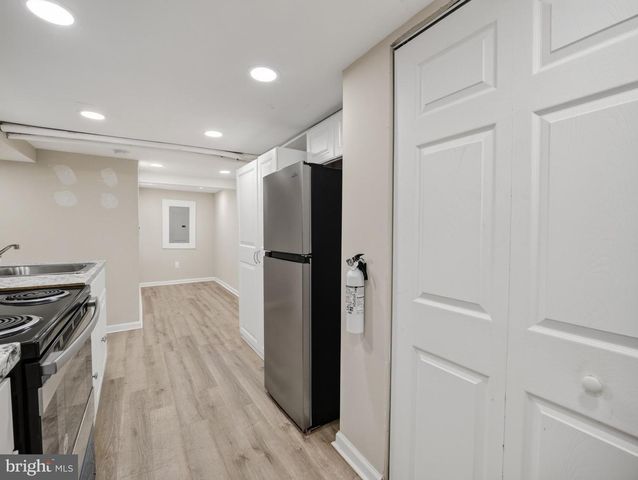 6008 ADDISON RD, Capitol Heights, MD 20743