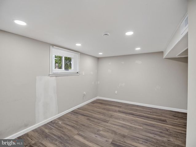6008 ADDISON RD, Capitol Heights, MD 20743