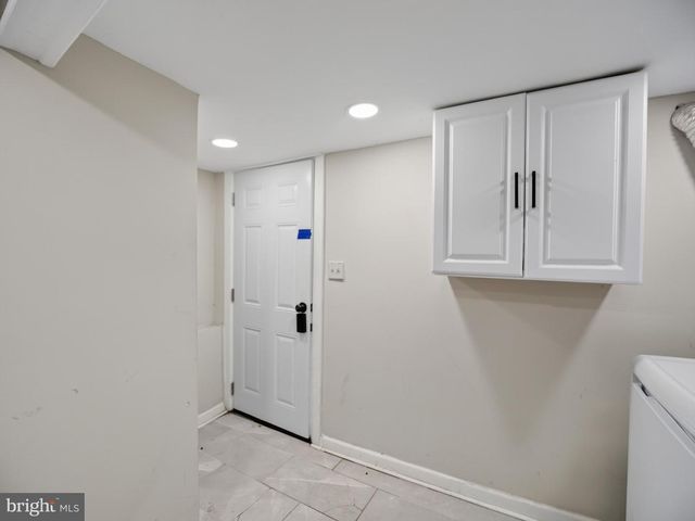 6008 ADDISON RD, Capitol Heights, MD 20743