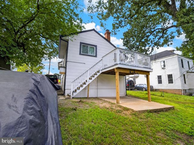6008 ADDISON RD, Capitol Heights, MD 20743