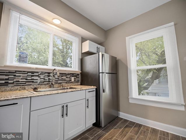 6008 ADDISON RD, Capitol Heights, MD 20743