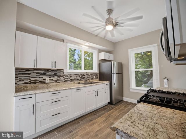 6008 ADDISON RD, Capitol Heights, MD 20743