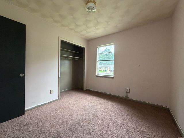 25 Collins Rd, Jacksonville, AR 72076