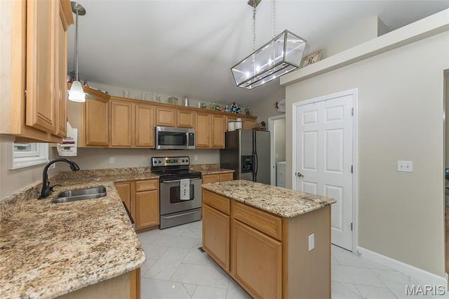 2837 Grand Slam Drive, O'fallon, MO 63366