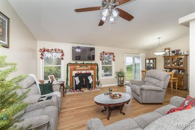 2837 Grand Slam Drive, O'fallon, MO 63366