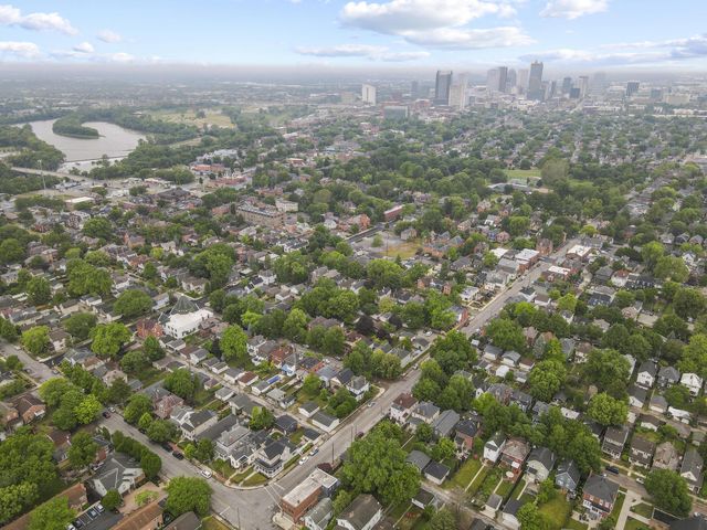 406 E Markison Avenue, Columbus, OH 43207