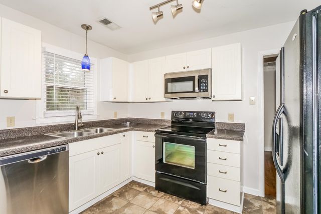 3726 FRIAR TUCK RD, Memphis, TN 38111