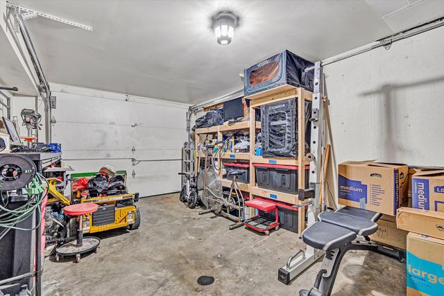 1764 Hidden Forest DR, Goodview, VA 24095