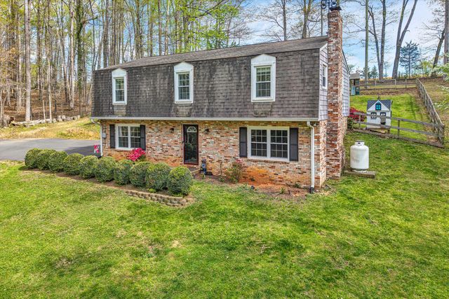 1764 Hidden Forest DR, Goodview, VA 24095