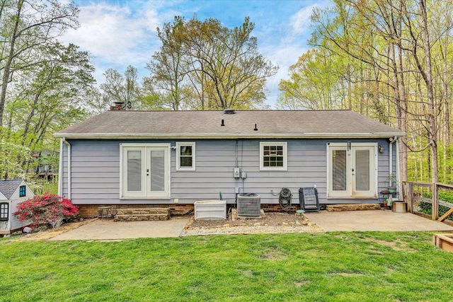 1764 Hidden Forest DR, Goodview, VA 24095