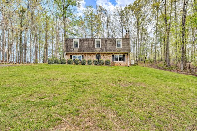1764 Hidden Forest DR, Goodview, VA 24095